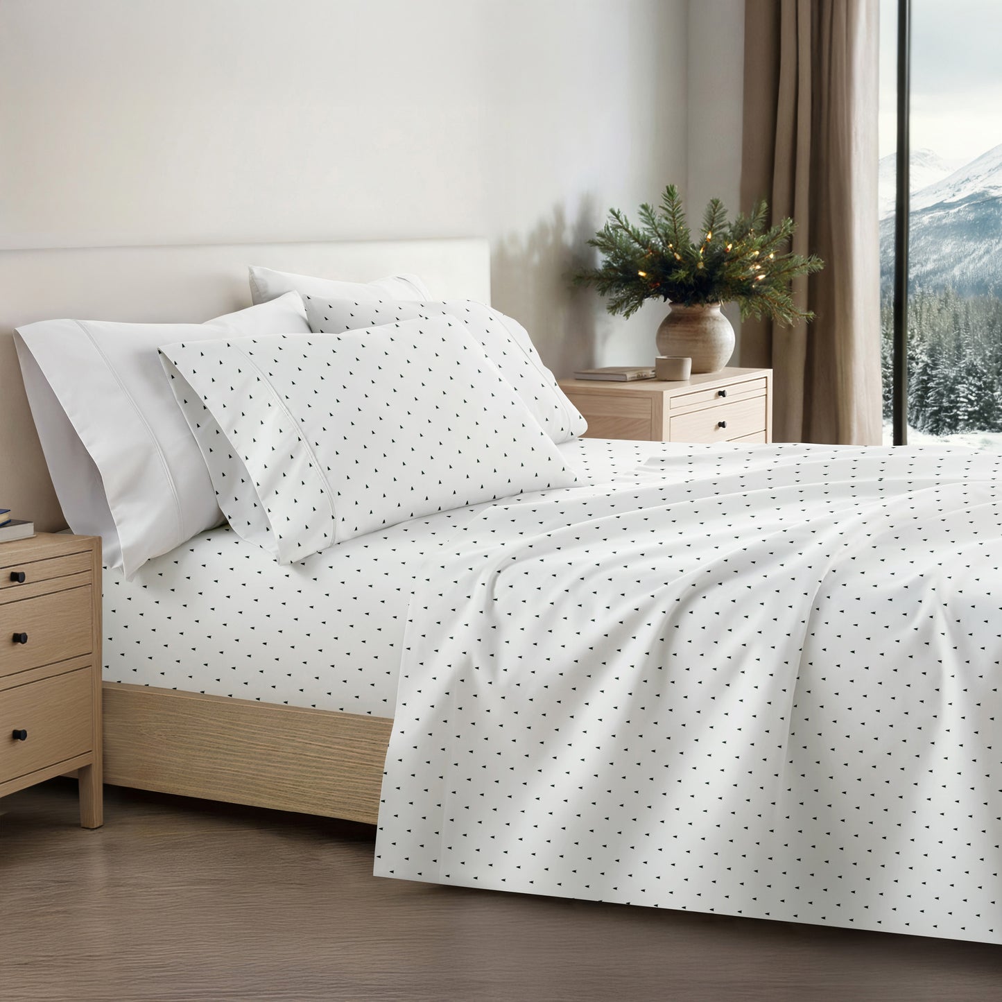1 Pine Tree Patterned 4-Piece Sheet Set