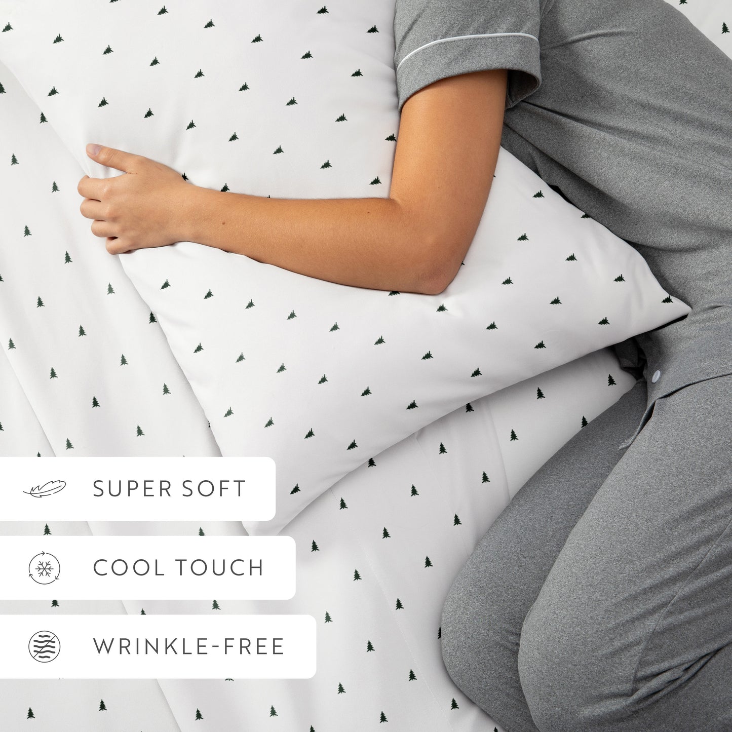 1 Pine Tree Patterned 4-Piece Sheet Set