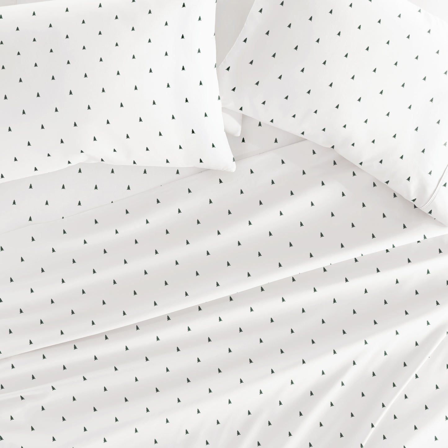 1 Pine Tree Patterned 4-Piece Sheet Set