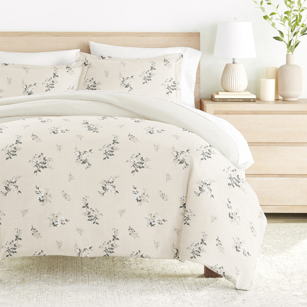 Delicate Floral Pattern 3-Piece Reversible Duvet Cover Set (Sale) - Linens And Hutch