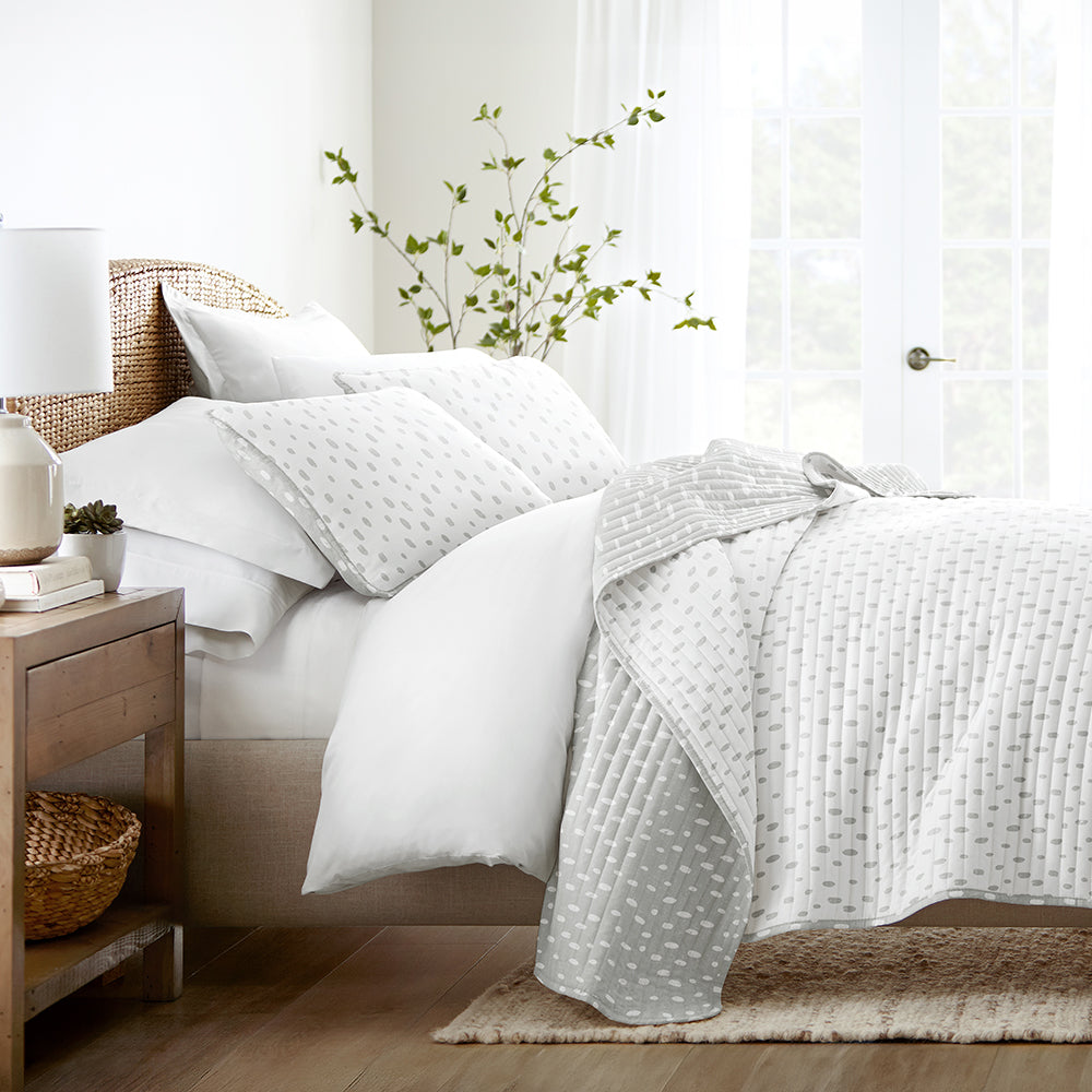 Painted Dots Reversible Quilted Coverlet Set (Sale) - Linens And Hutch