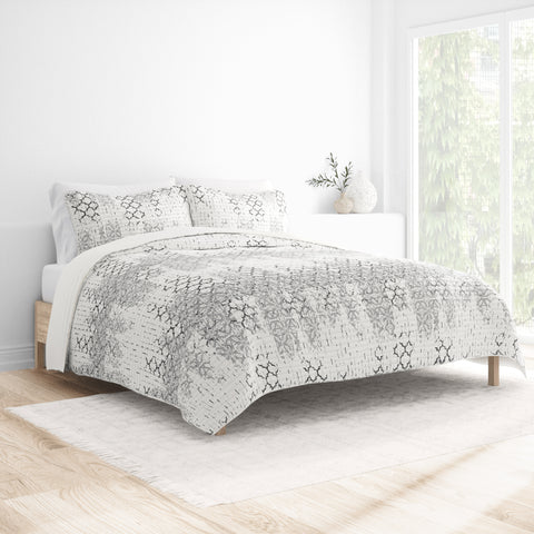 Distressed Aztec Reversible Quilted Coverlet Set