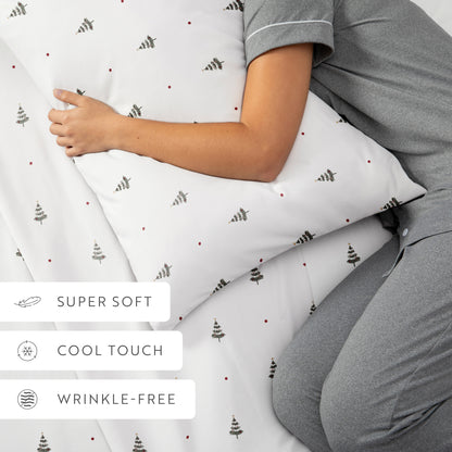 Christmas Tree Patterned 4-Piece Sheet Set