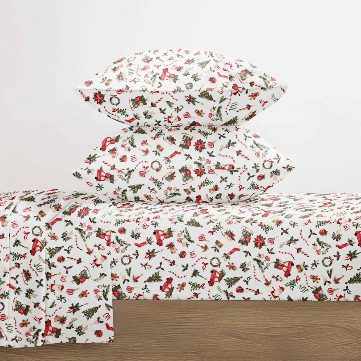 Nostalgic Christmas Pattern 4-Piece Sheet Set