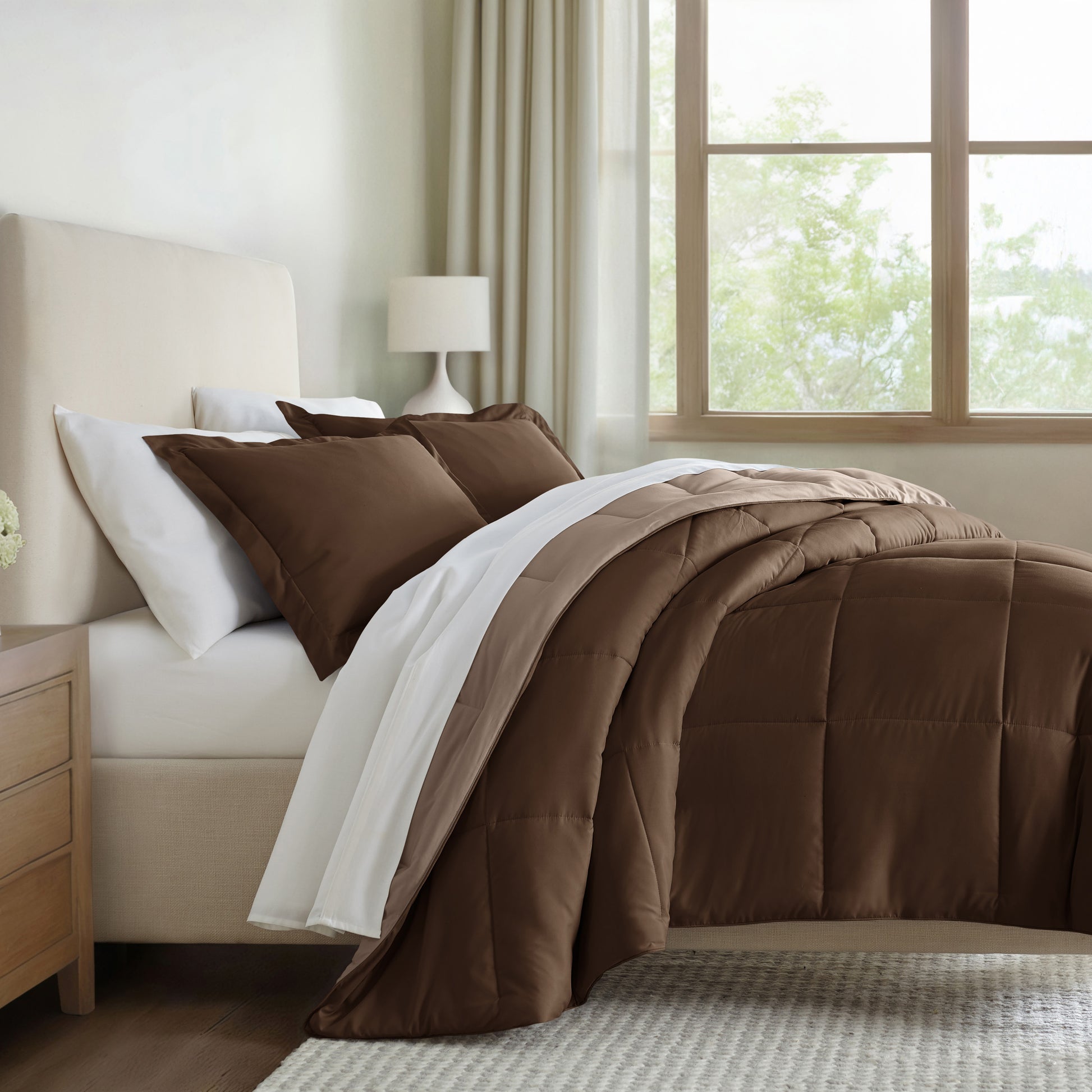 Taupe-Chocolate