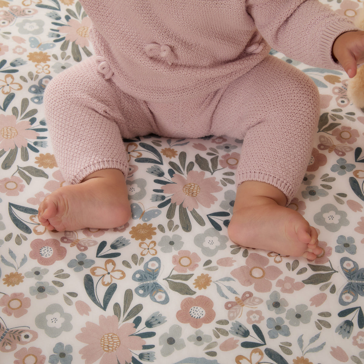 1 Organic Cotton Percale Baby Bloom Pattern Fitted Crib Sheet