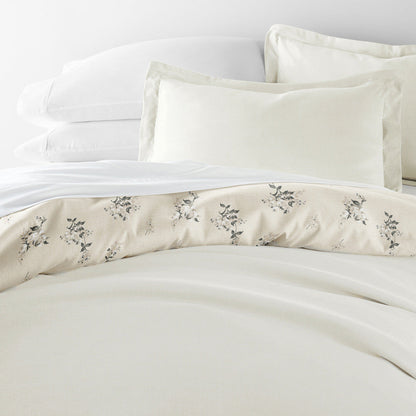 Delicate Floral Pattern 3-Piece Reversible Duvet Cover Set (Sale) - Linens And Hutch
