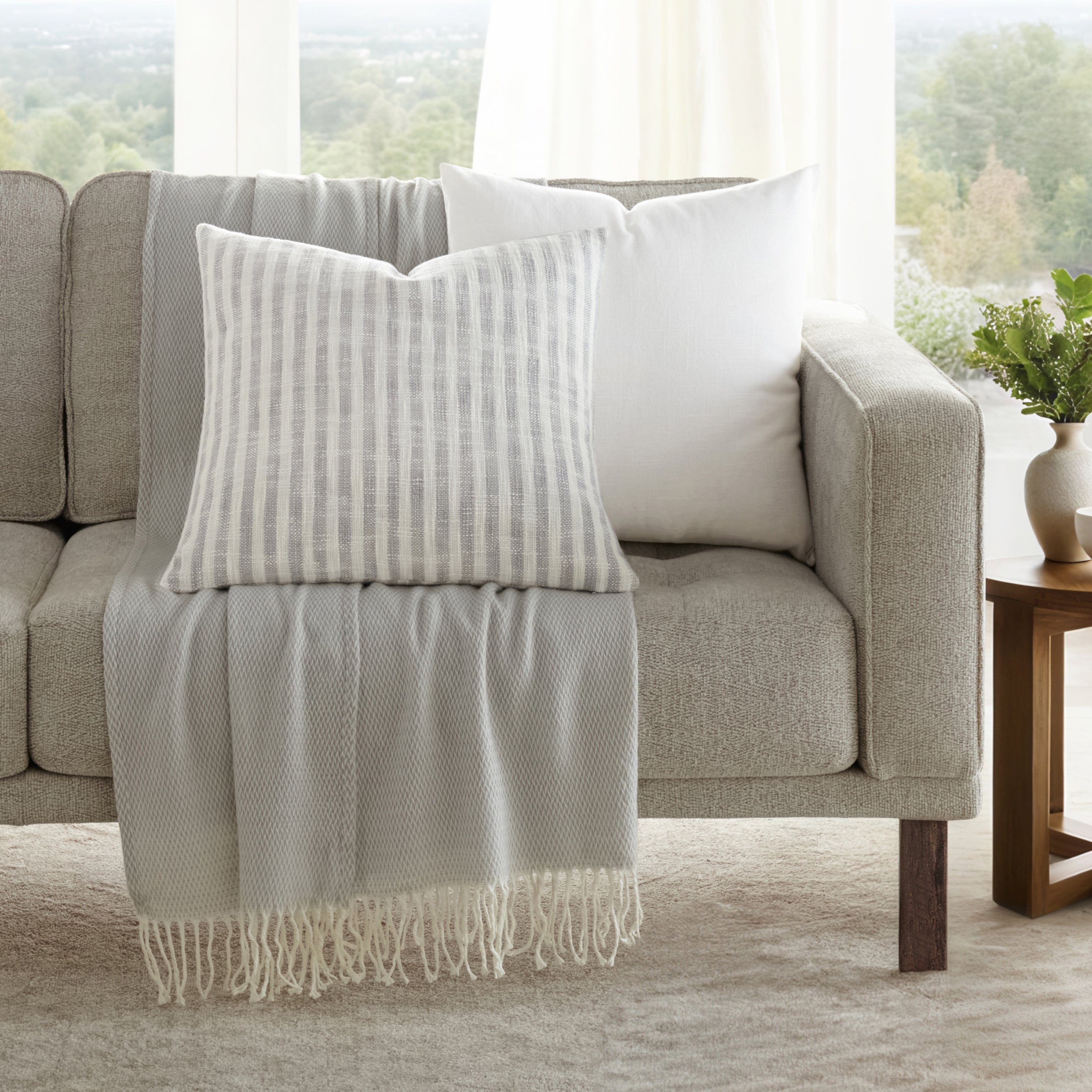 Linens & Hutch Throw Pillows