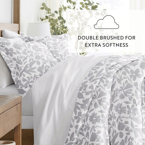 Abstract Garden Patterned Down-Alternative Comforter Set