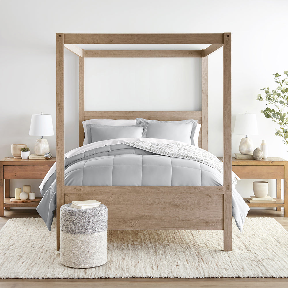 Moonlight Stars Reversible Down-Alternative Comforter Set (Sale) - Linens And Hutch