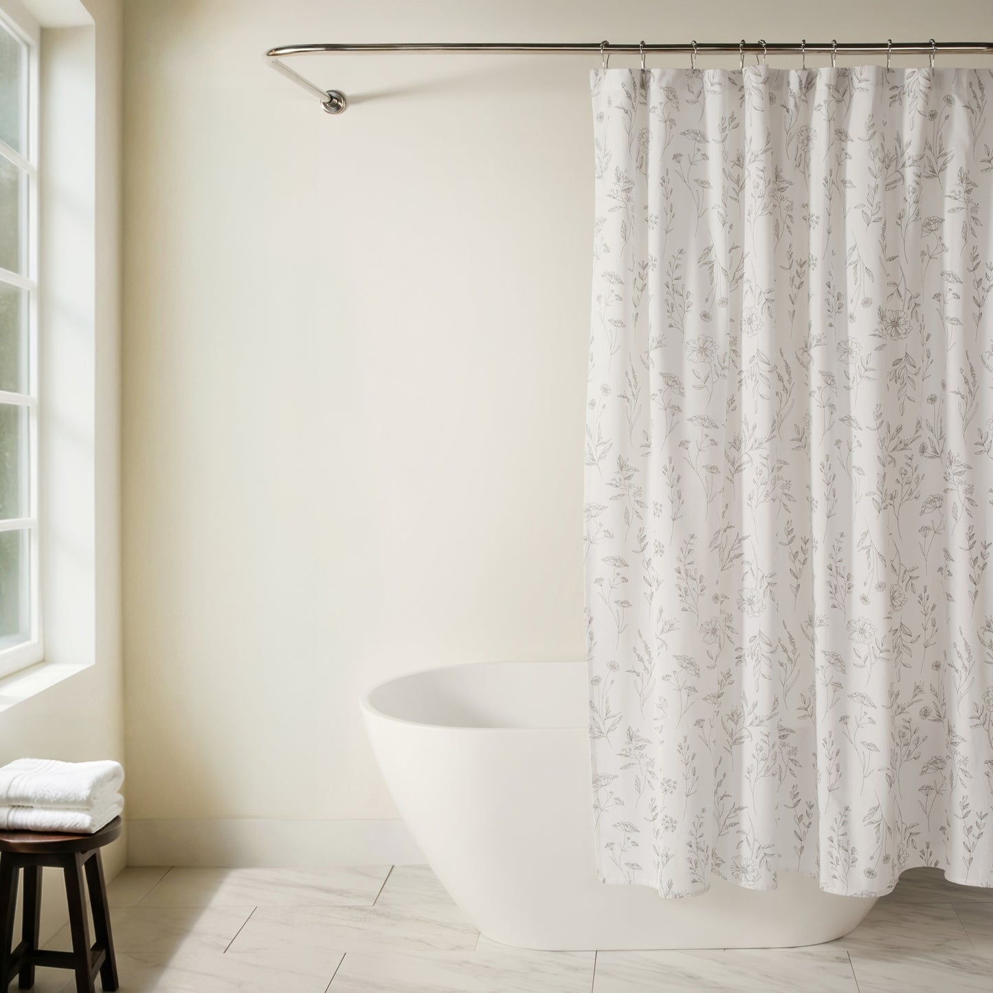 Linear Flowers Patterned Shower Curtain
