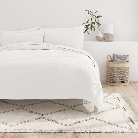 White, 3-Piece Herringbone Quilted Coverlet Set