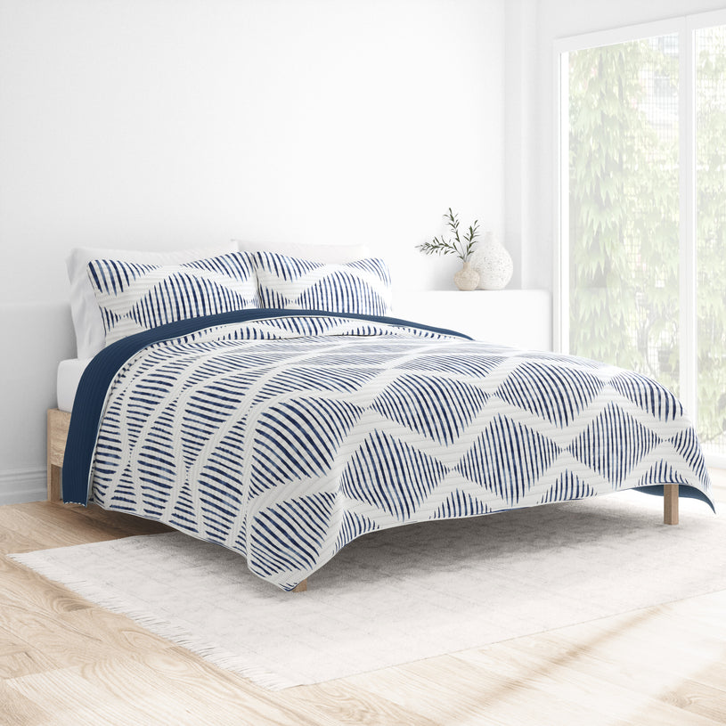 Distressed Diamond Reversible Quilted Coverlet Set